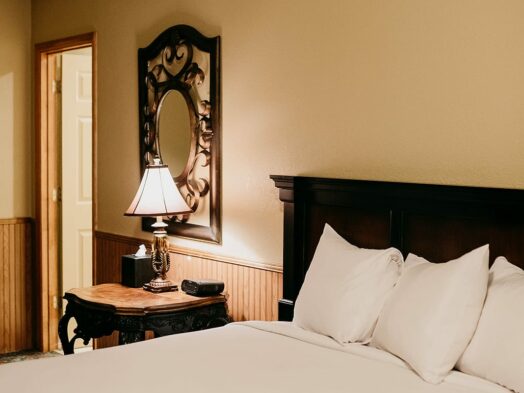 , Standard Lodge Room 18