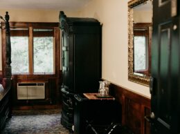 , Standard Lodge Room 11